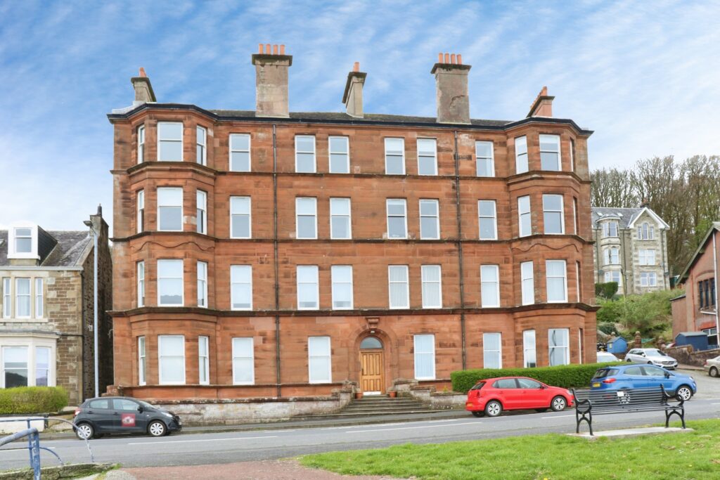 3/2, 23 Argyle Place, Rothesay
